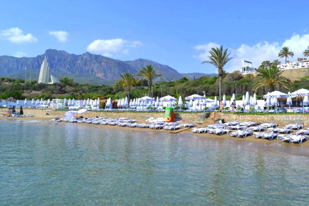 Sea & Sky At Escape Beach Apart otel Girne Dış mekan fotoğraf